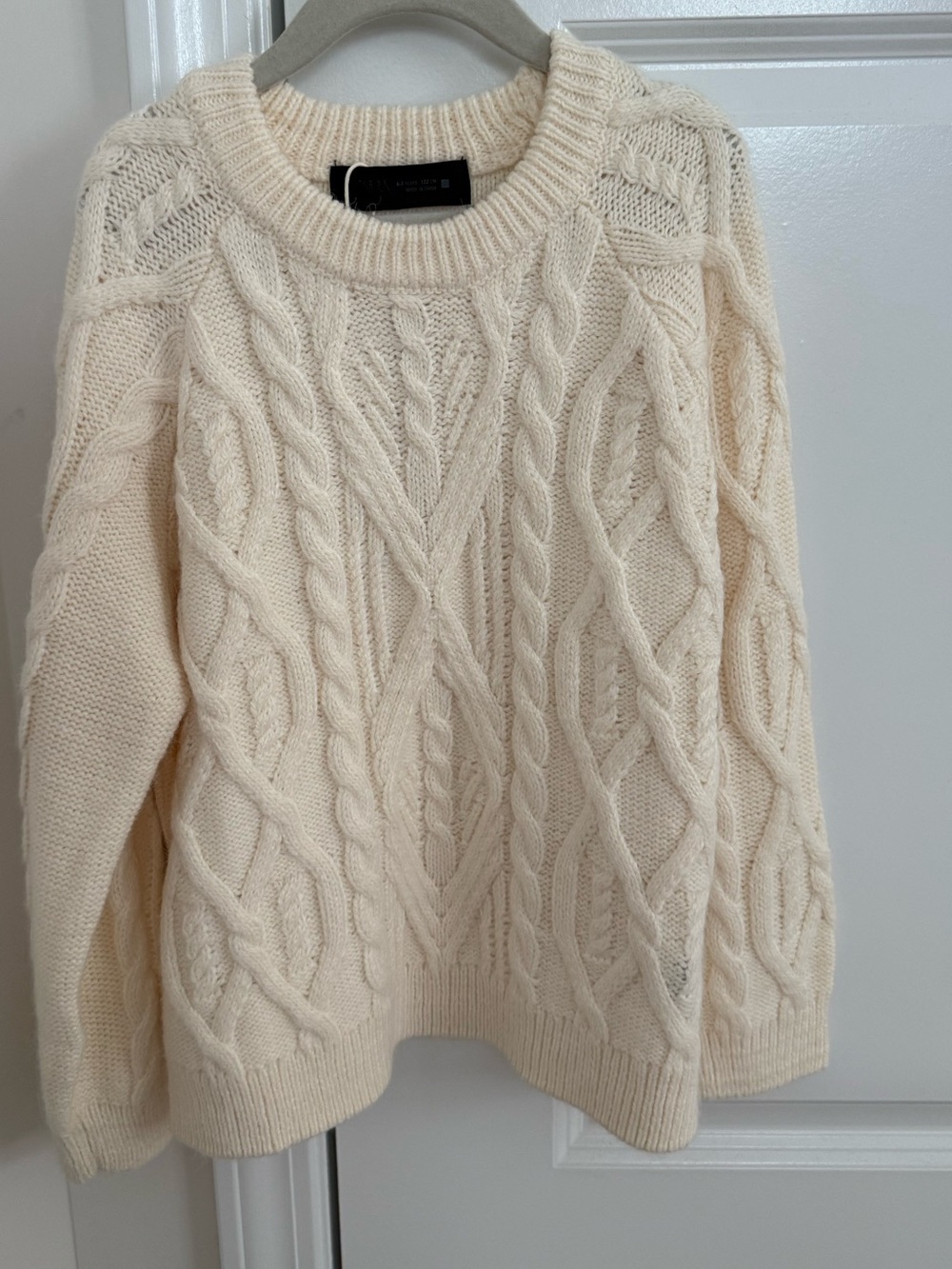Zara Cable Knit Crewneck Sweater - Cream, boys size 6-7 brand new